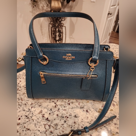 NWT - *AUTHENTIC COACH HANDBAG* - Picture 2 of 13